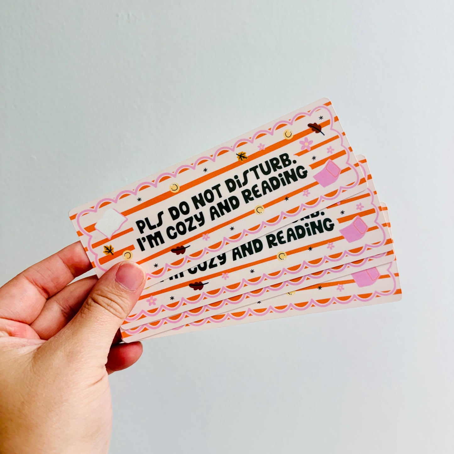 Bookmark Please Do Not Disturb. I'm Cozy And Reading