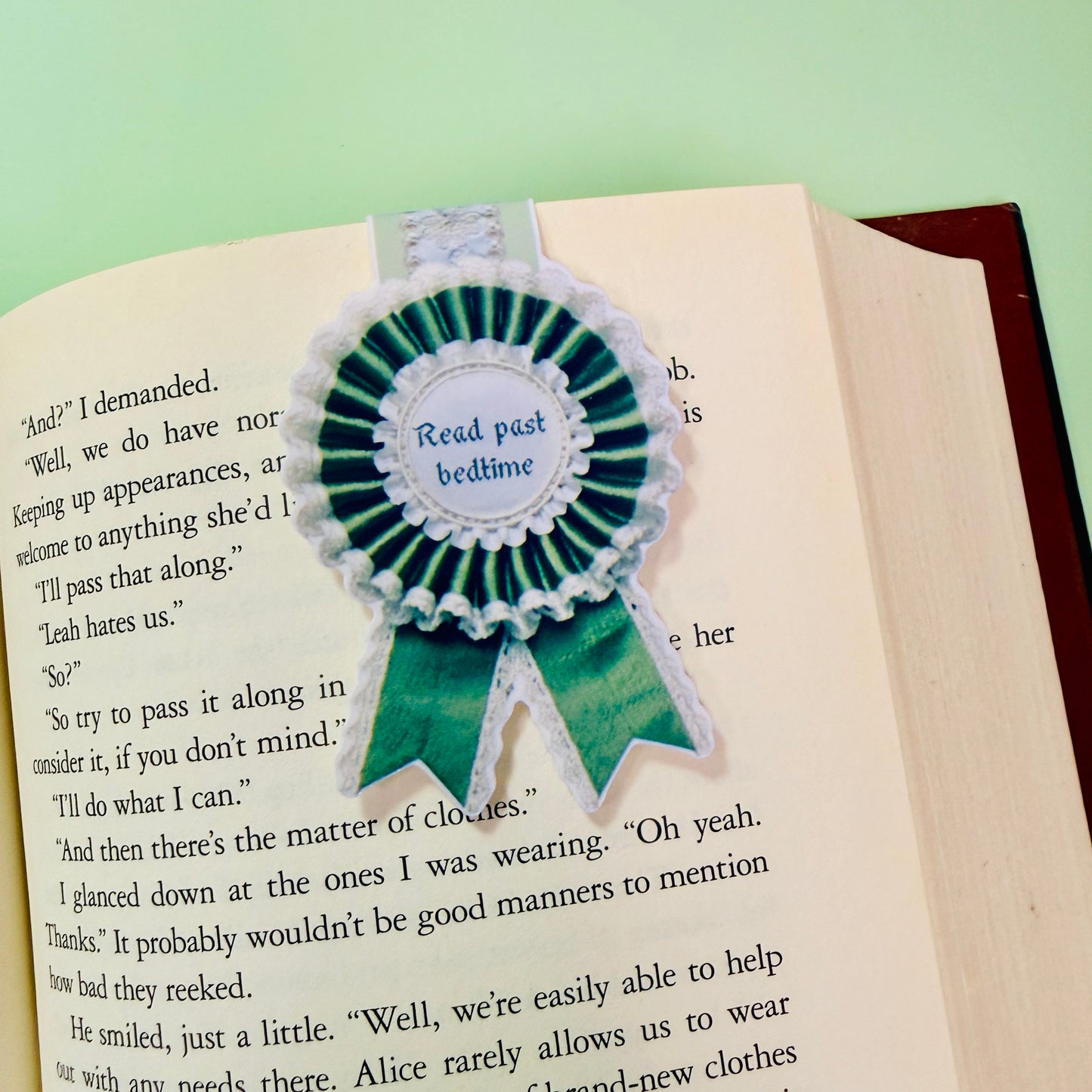 Magnetic Bookmark, Green Prize Ribbon