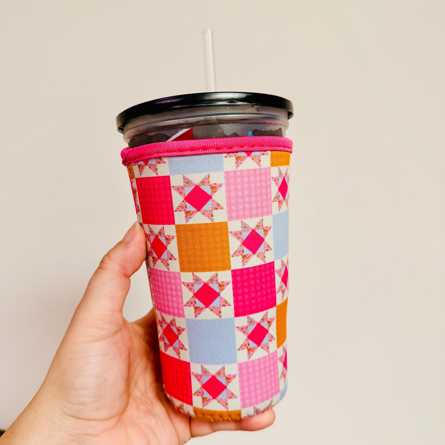 Large Drink Sleeve, Bright Pink Quilt Pattern