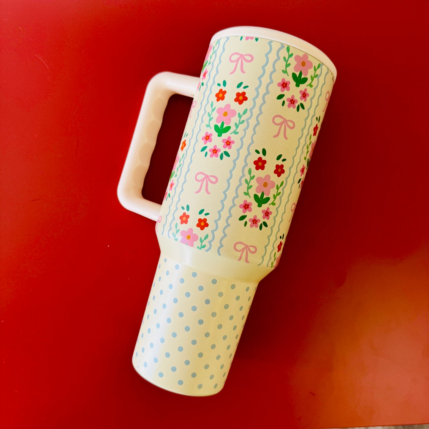 40oz Tumbler with Lid and Straw, Summer Floral Rows on Cream