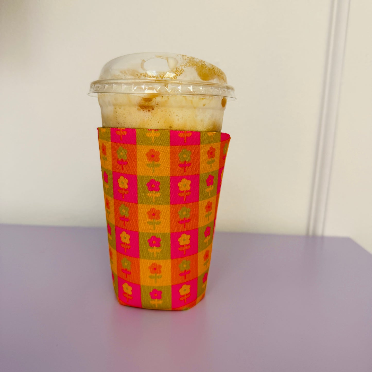 Iced Coffee Sleeve, Bright Summer Floral Check