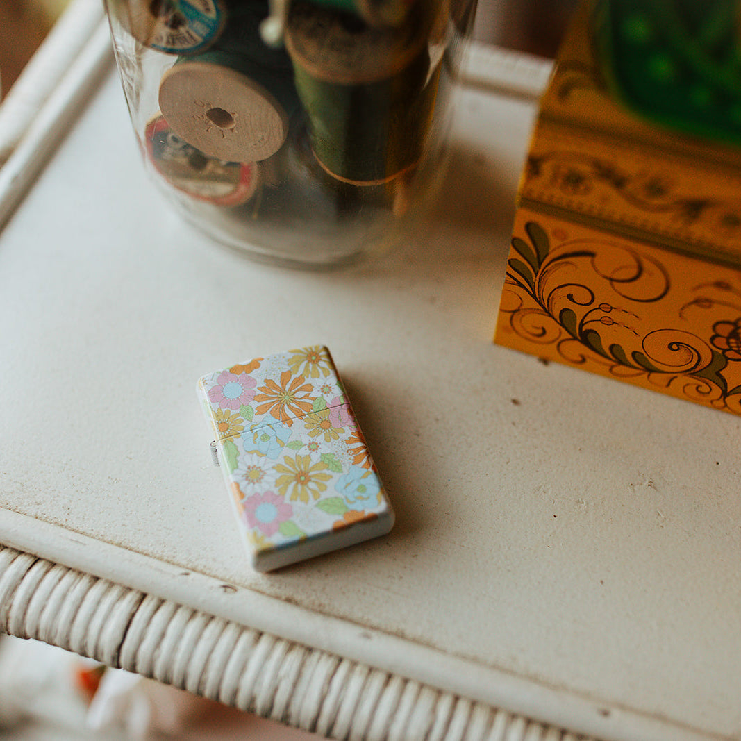 Refillable Lighter, Vintage Floral Pattern