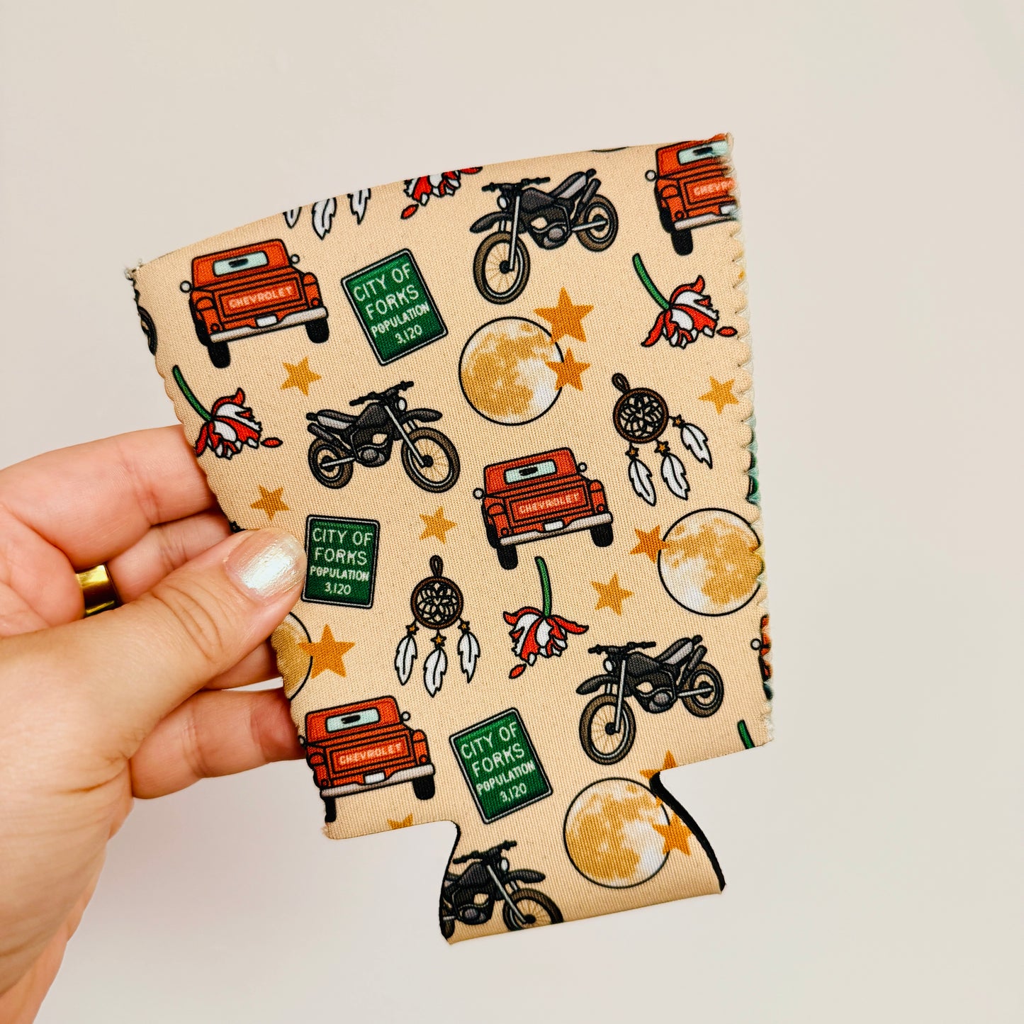 Iced Coffee Sleeve, Twi Themed Choice