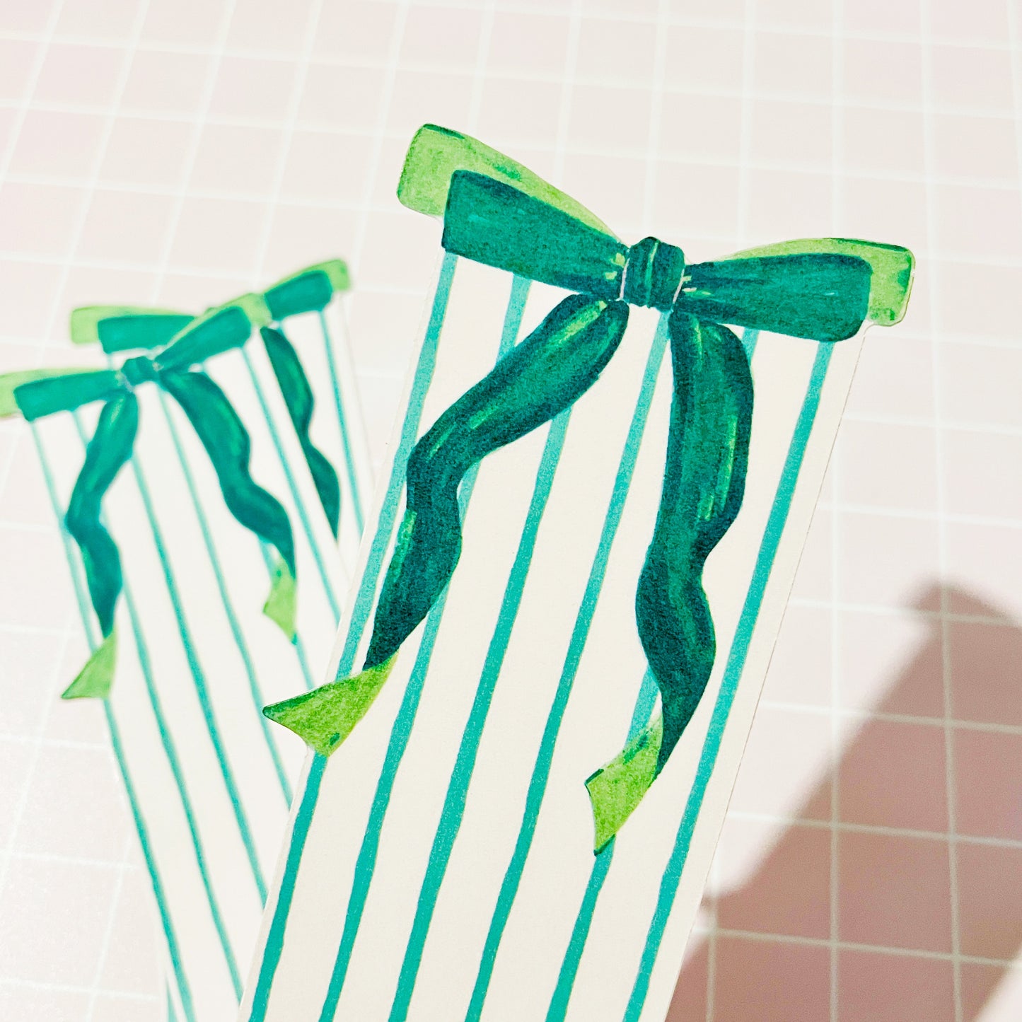 Bookmark Green Bow and Pink Stripes