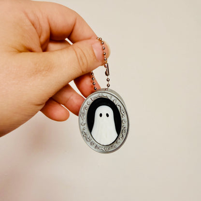 Clicker Keychain, Victorian Framed Ghost Painting
