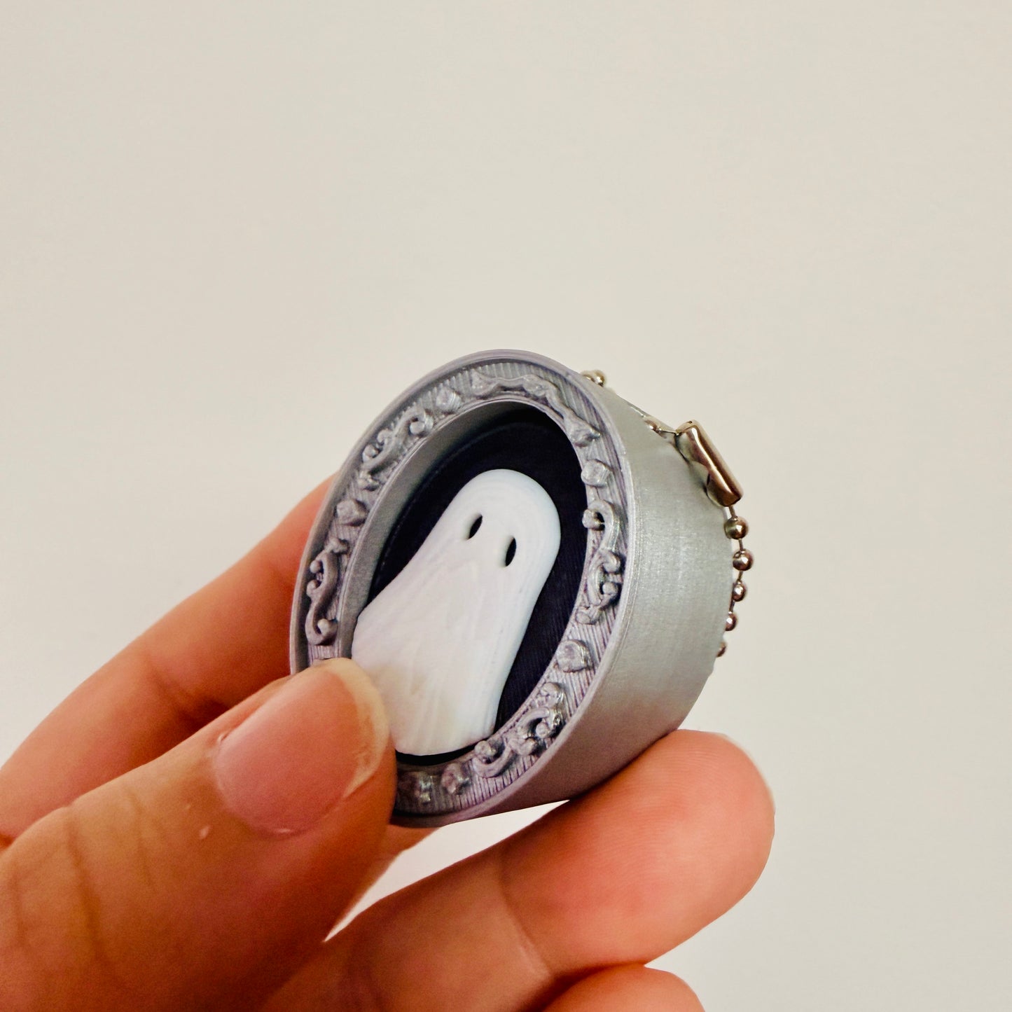 Clicker Keychain, Victorian Framed Ghost Painting